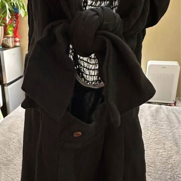 Ava. Women’s Black Sleeveless Midi Dress W/ Adjustable Straps and Pockets!!! - Picture 5 of 5